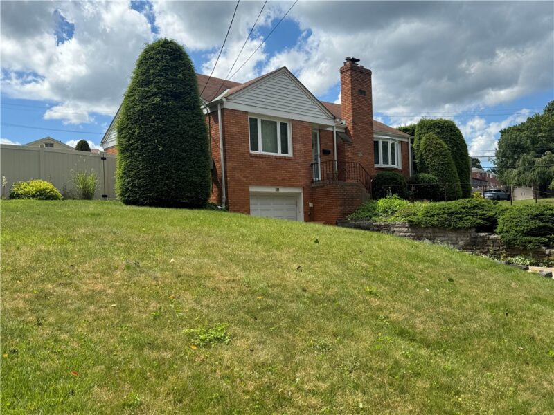 749 Harden Dr — photo 2