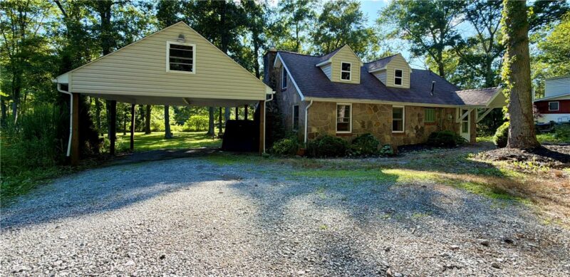 353 Creek Dr — photo 3