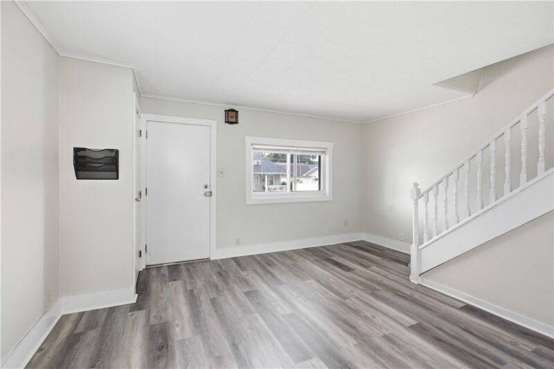 833 5th St — photo 3