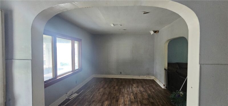 415 & 417 E Lutton St — photo 4