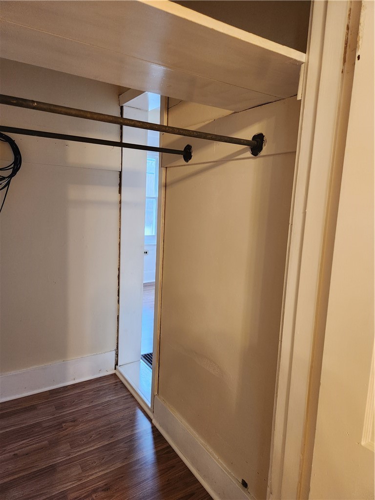 309 W Main St — photo 5