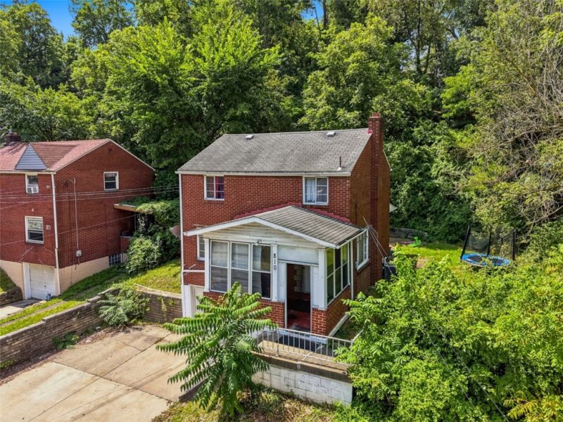 810 Hartman St — photo 3