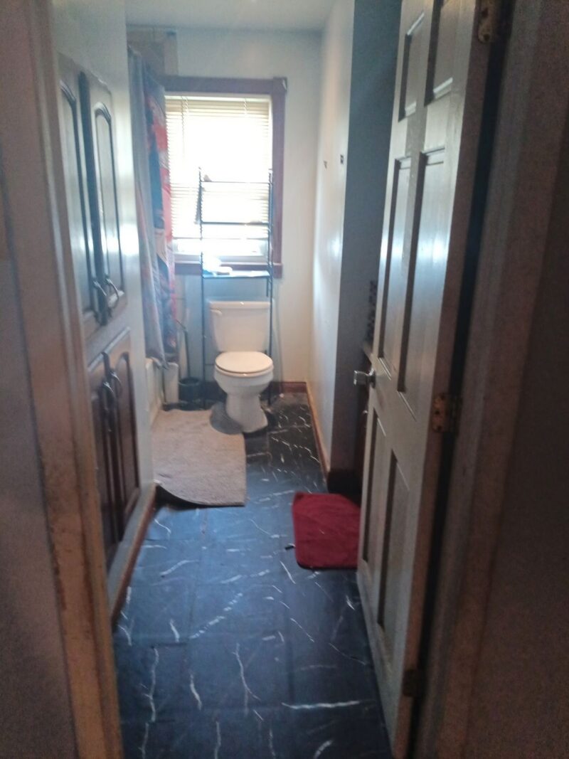 1013 Henry STREET — photo 5