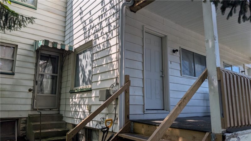 529-531 Stanton Ave — photo 4