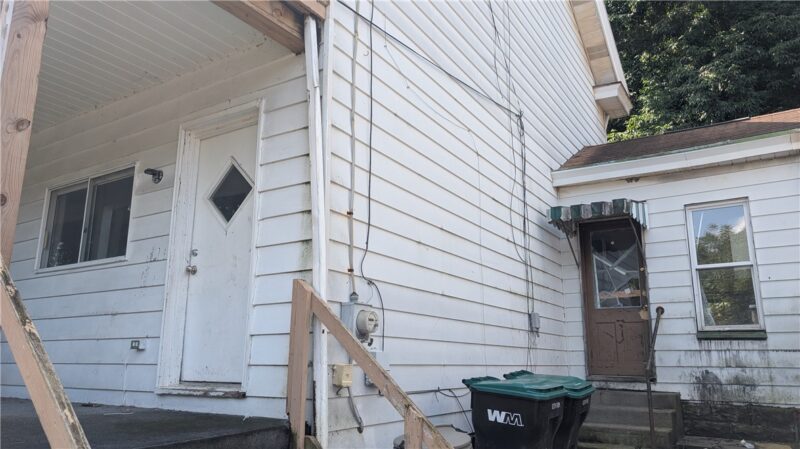 529-531 Stanton Ave — photo 5