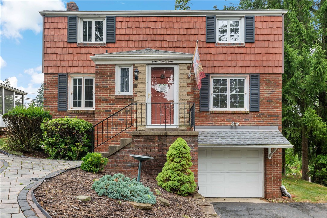 191 Columbia Drive — photo 1