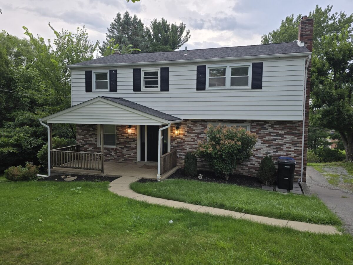 1767 Hassam ROAD — photo 1