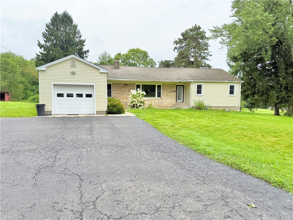 555 Mercer New Wilmington Rd — photo 1