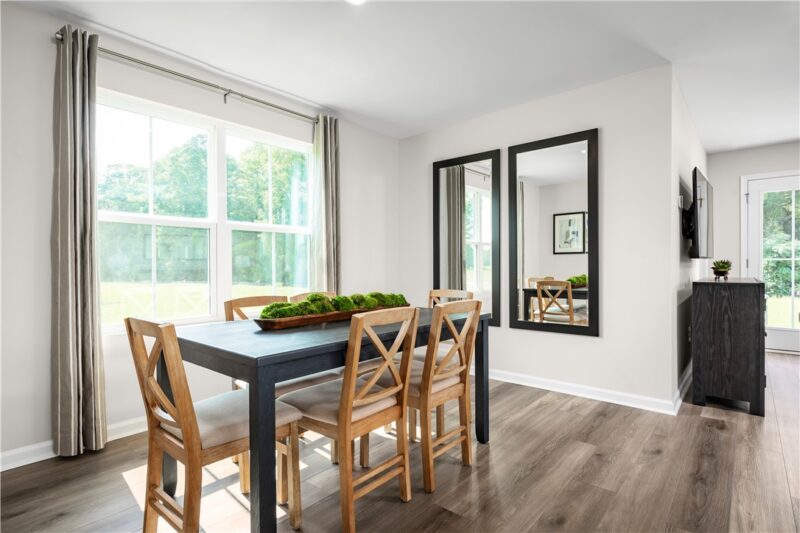 134 White Oak Drive — photo 4