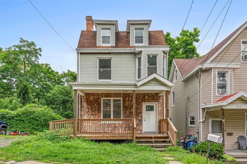 804 Dubois St — photo 2