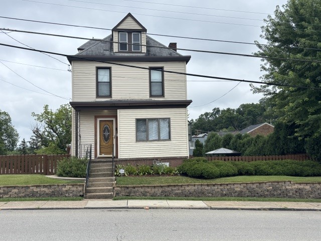 1659 Steuben St — photo 1