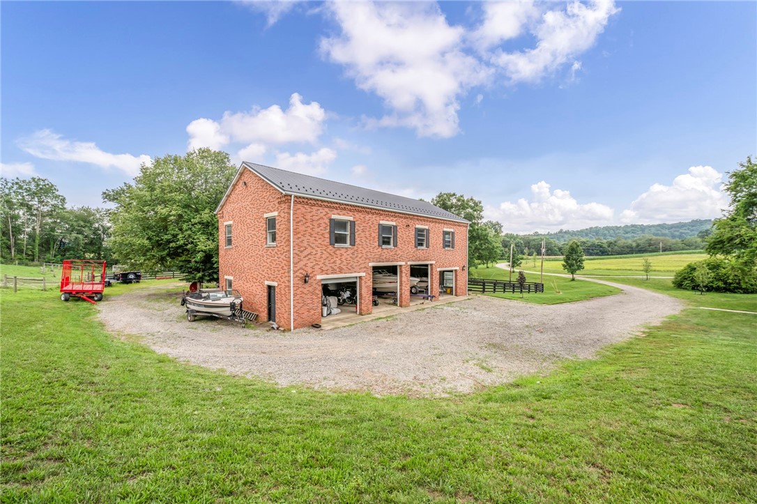 2318 Fleming Rd — photo 1