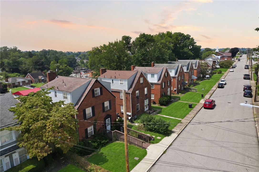 1018-1032/1038-1040 SUMMIT ST — photo 1