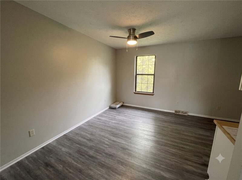 71 Meanor St — photo 4