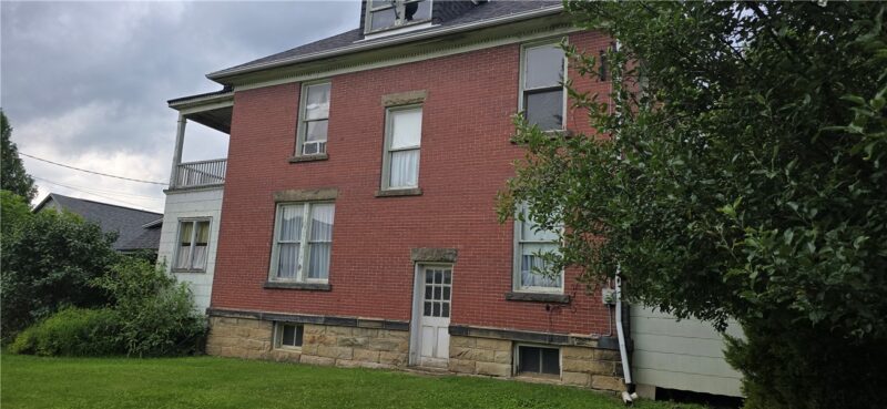 311 Indiana St — photo 3