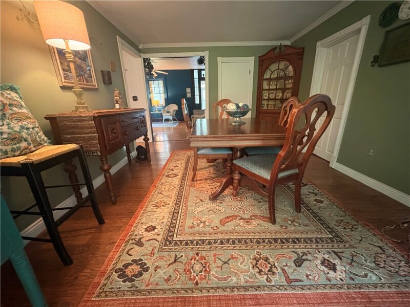 144 Calvert Ln — photo 8