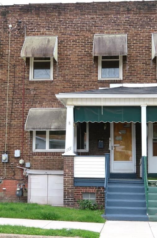 1707 Lenz Ave — photo 1