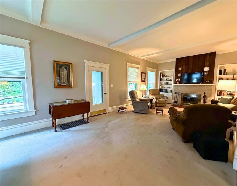 410 Liberty Street — photo 8