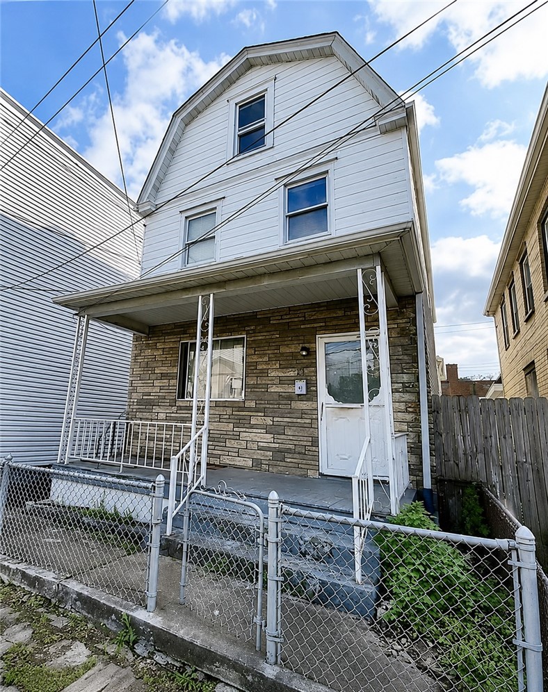 227 Munson Ave — photo 1