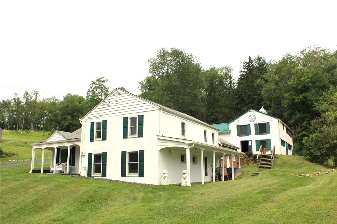 332 Waynesburg Rd — photo 1
