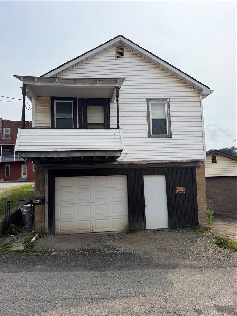 204 1/2 Longfellow Street — photo 1