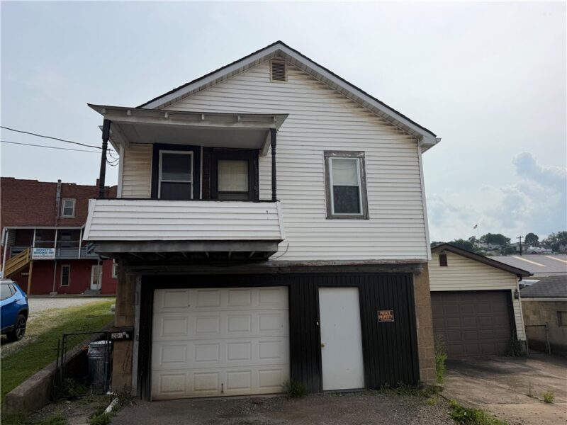 204 1/2 Longfellow Street — photo 4
