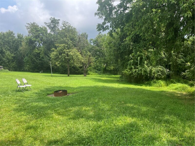 1611 Guffey Rd — photo 8
