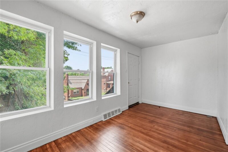 2927 Willett Rd — photo 5