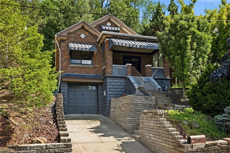 2535 Homehurst Ave — photo 2