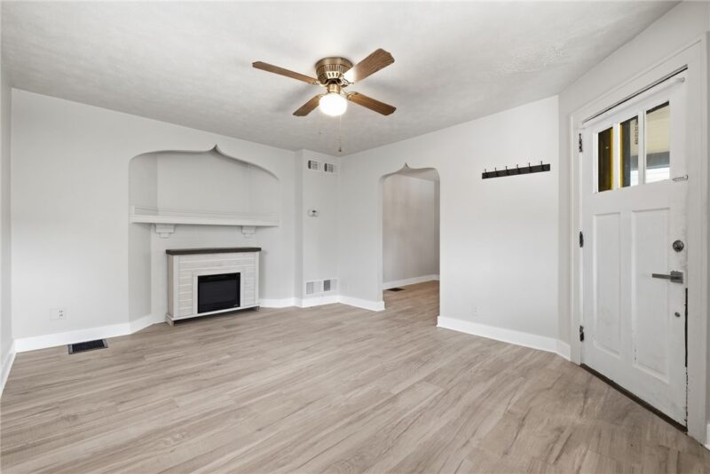 2535 Homehurst Ave — photo 6