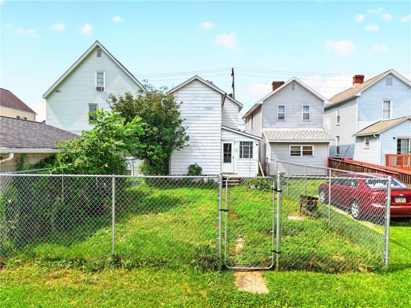 113 E Grant St — photo 2