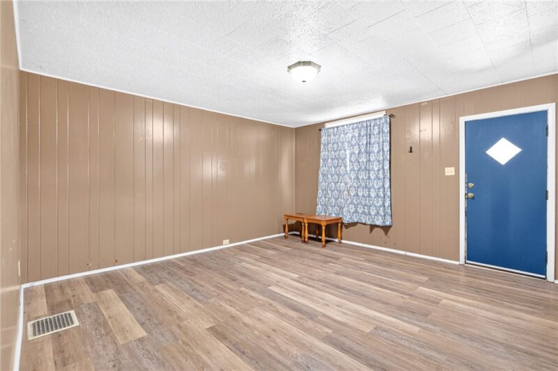 113 E Grant St — photo 6