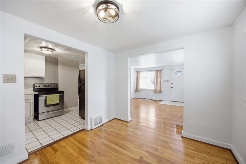 321 Cedar St — photo 7