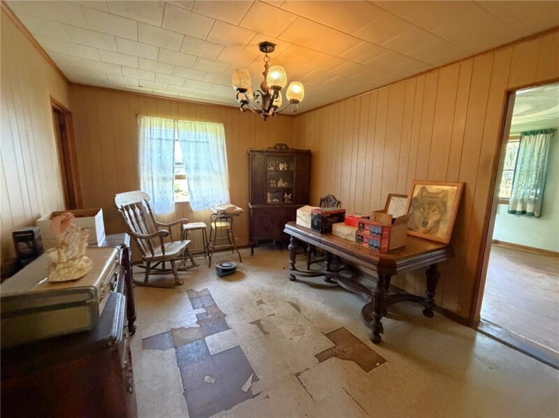 1661 Amy Lane — photo 4