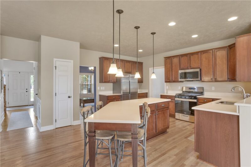 213 Windham Ln — photo 6