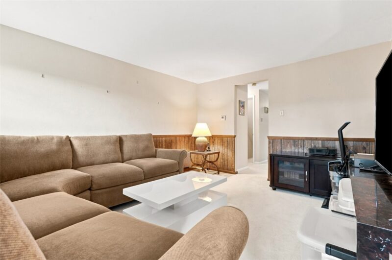 158 Heather Dr — photo 6
