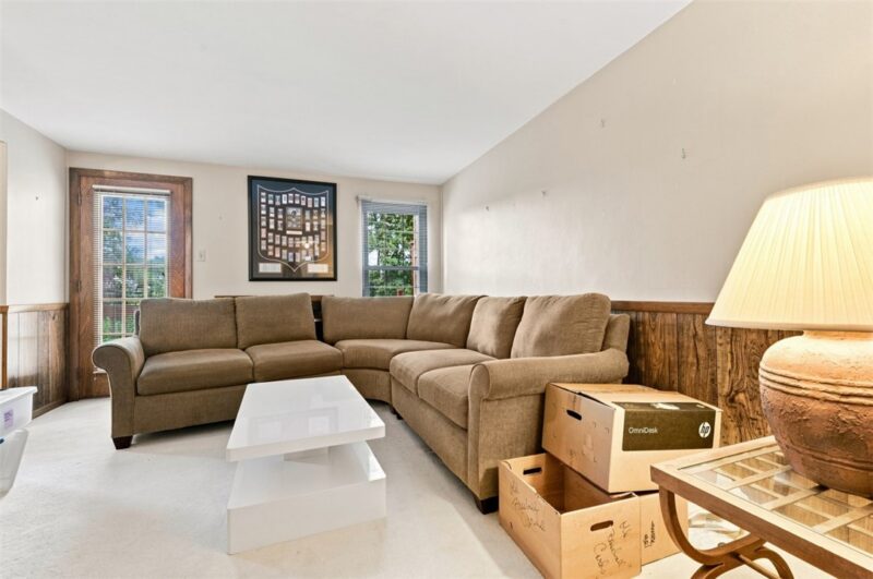 158 Heather Dr — photo 7