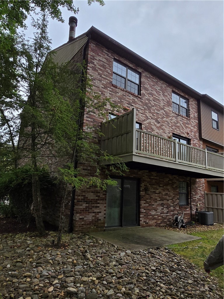 454 Gleneagle Ct — photo 4