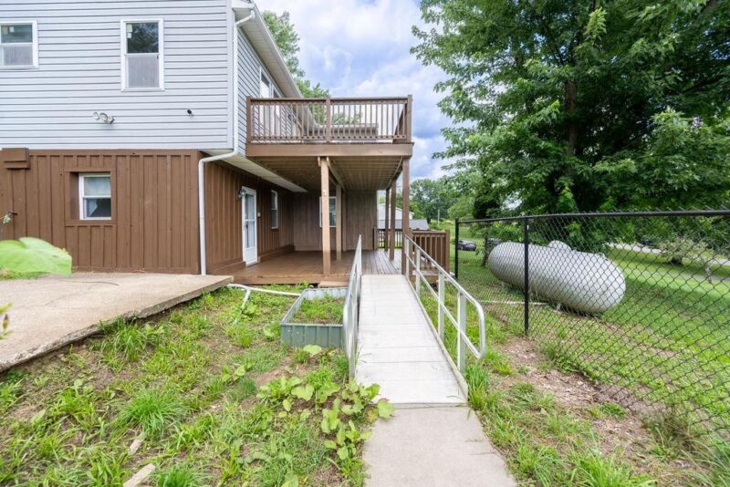 208 McCleary ROAD — photo 6