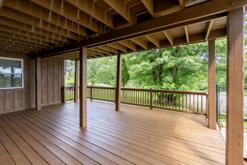 208 McCleary ROAD — photo 8