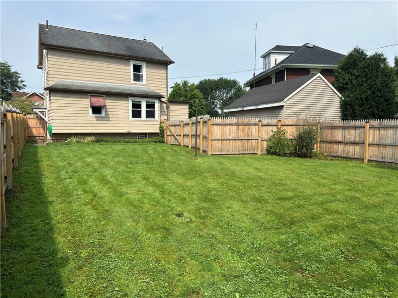 375 Wengler Ave — photo 2