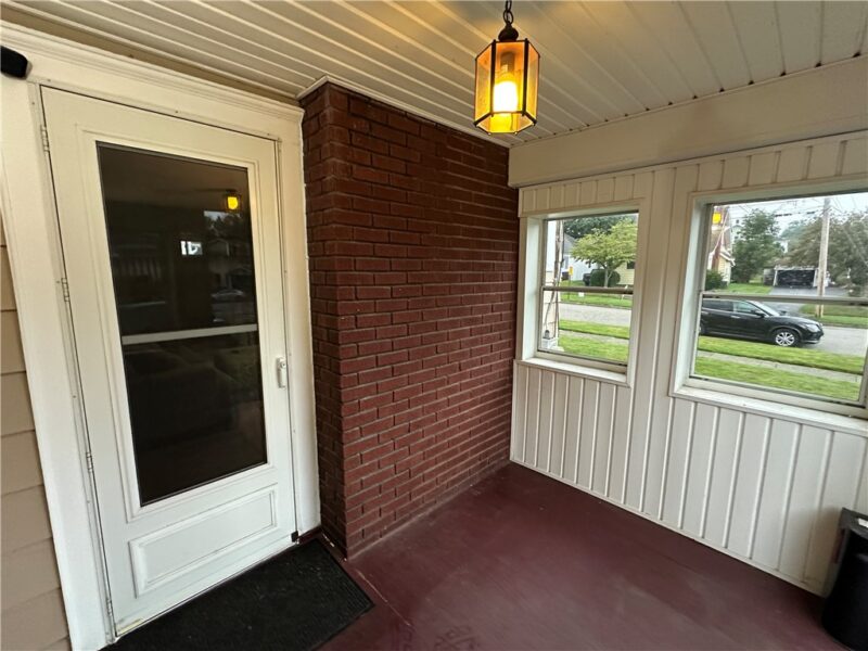 375 Wengler Ave — photo 4