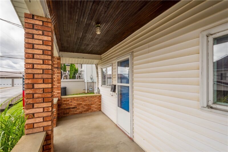 512 Center Ave — photo 6