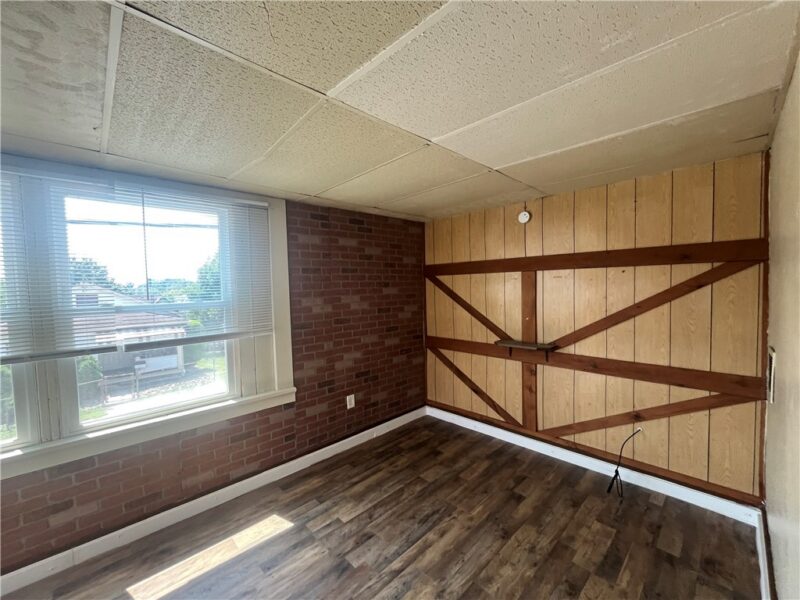 437 Desota St — photo 3