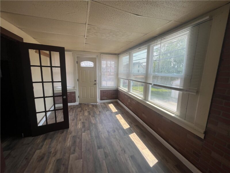 437 Desota St — photo 4