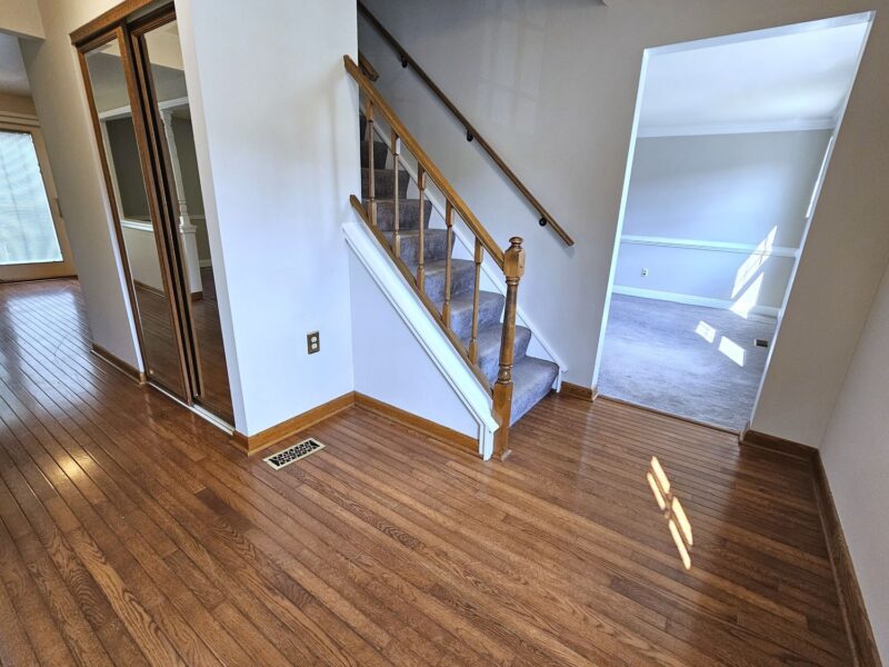 1443 E Beau Street — photo 2