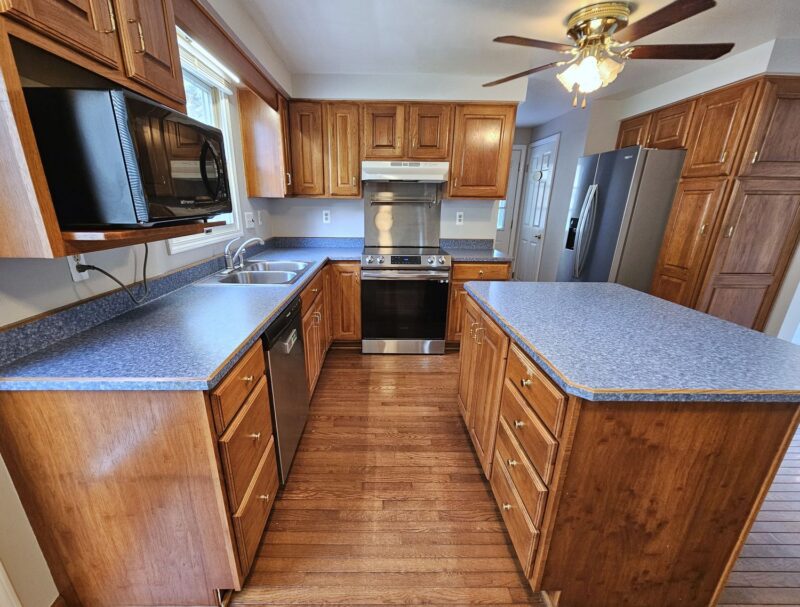 1443 E Beau Street — photo 6