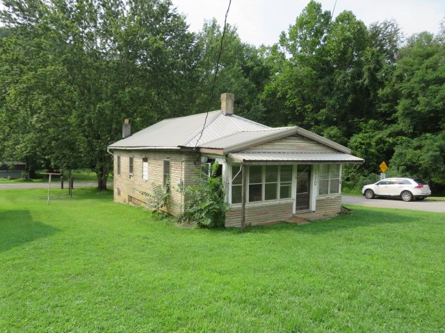 110 Cross Creek Rd — photo 2