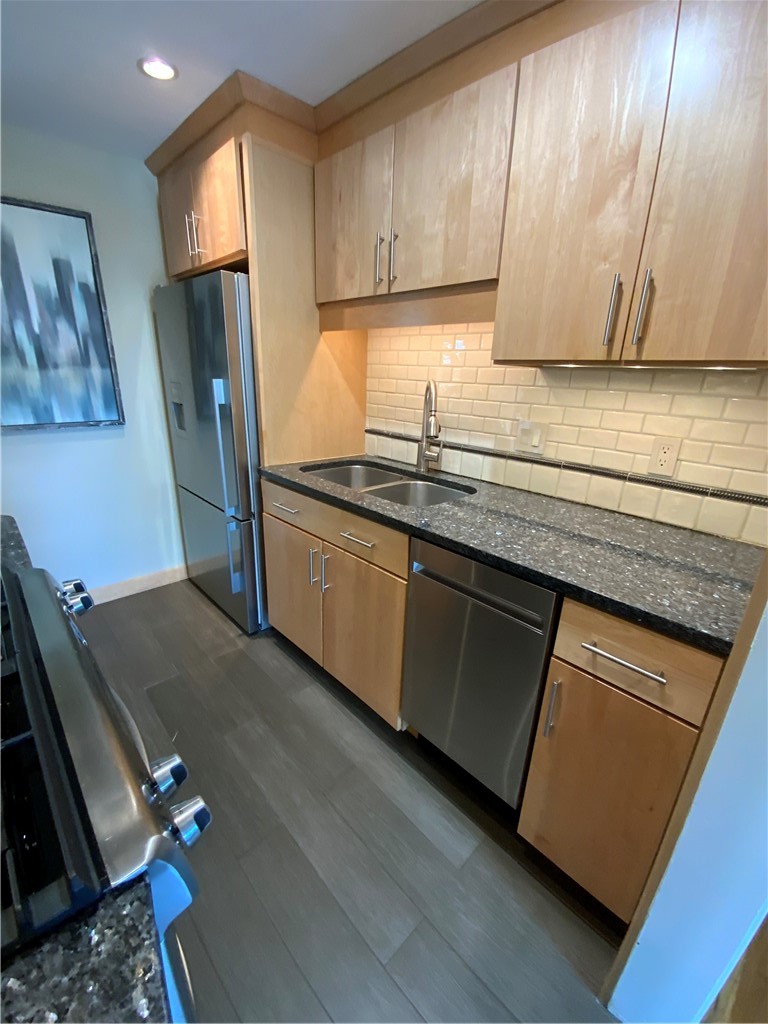 471 S Meadowcroft AVENUE — photo 4