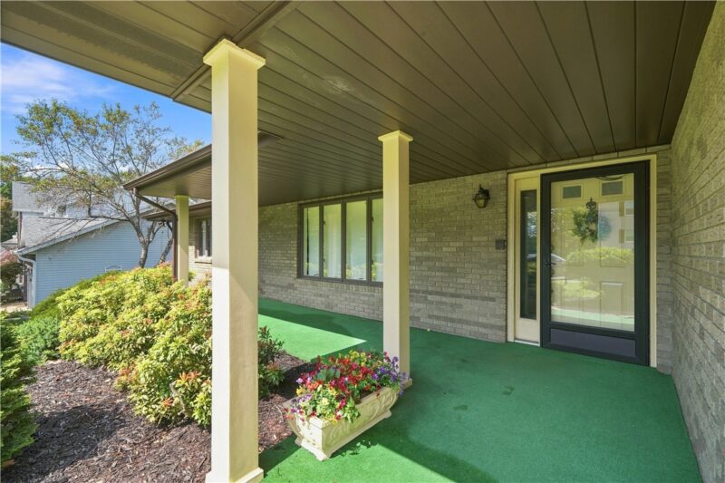 129 Chapel View Drive — photo 3